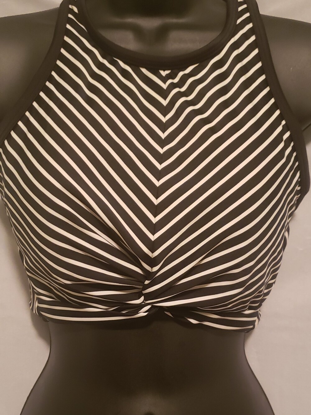 Kona Sol Black & White Striped  Halter Crop Dry Fit Bikini Top Sz. Med Racerback